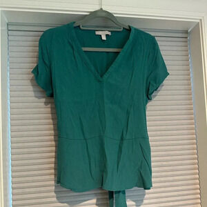 Teal short sleeve v neck shirt